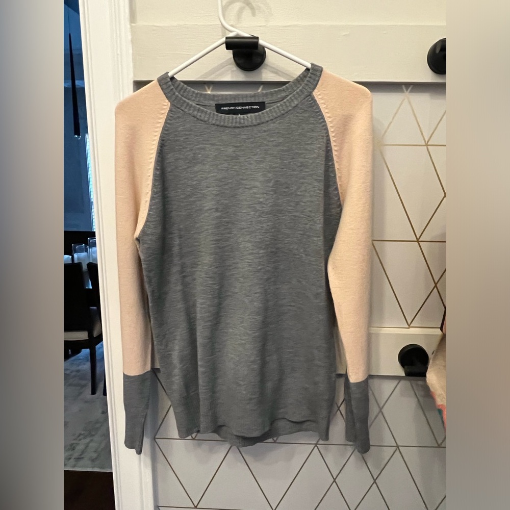 Crew neck sweater. LARGE